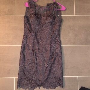 Cache Womens Size 0 Gray Floral Lace Overlay Sleeveless Sheath Cocktail Dress